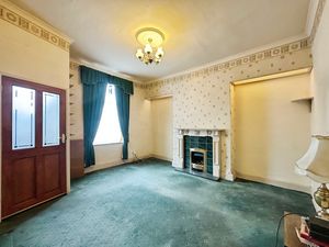 Lounge- click for photo gallery
